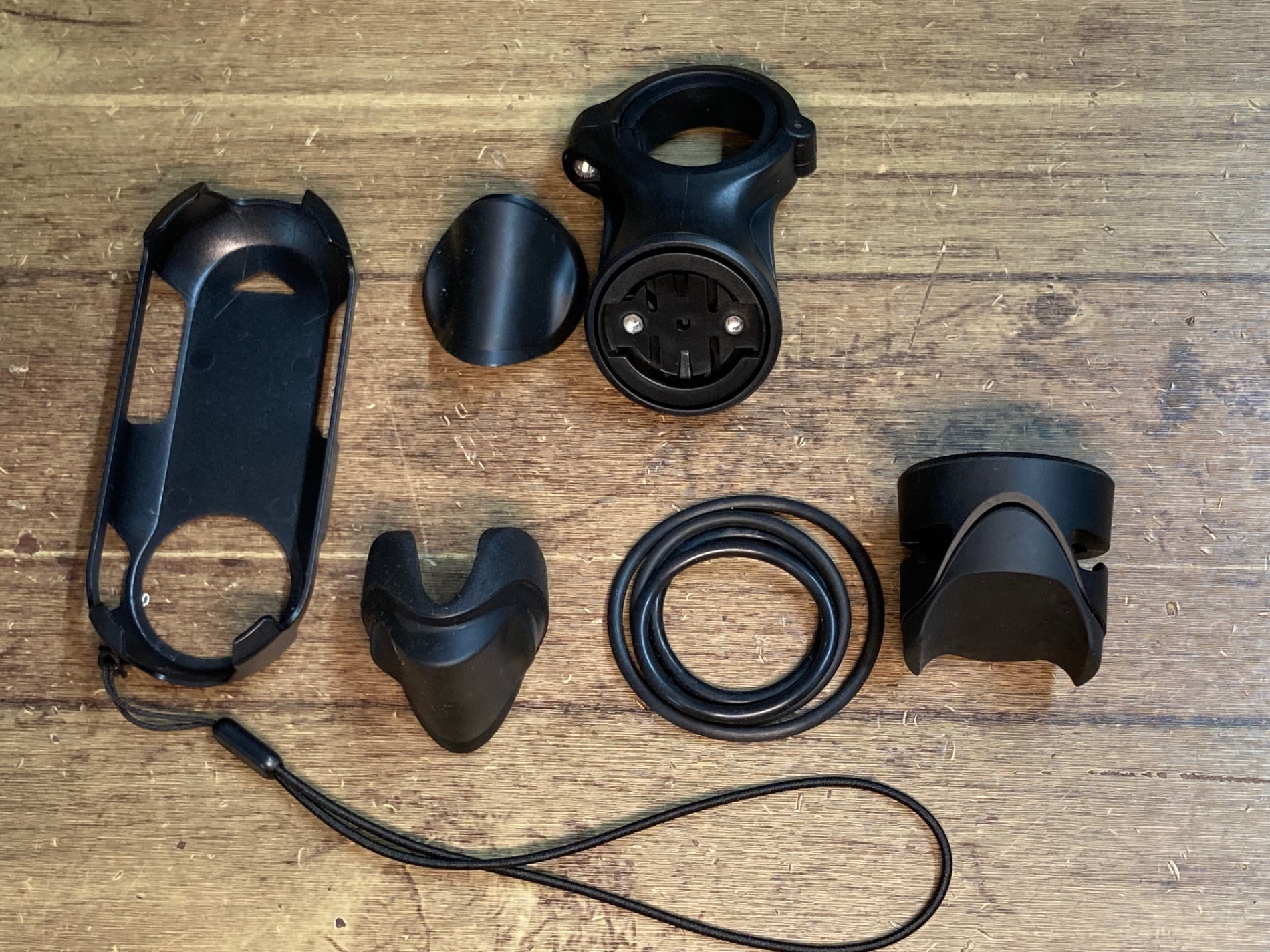 IU875 ガーミン GARMIN VARIA RTL 515 リアビューレーダー IU875 ガーミン GARMIN VARIA RTL 515 リアビューレーダー