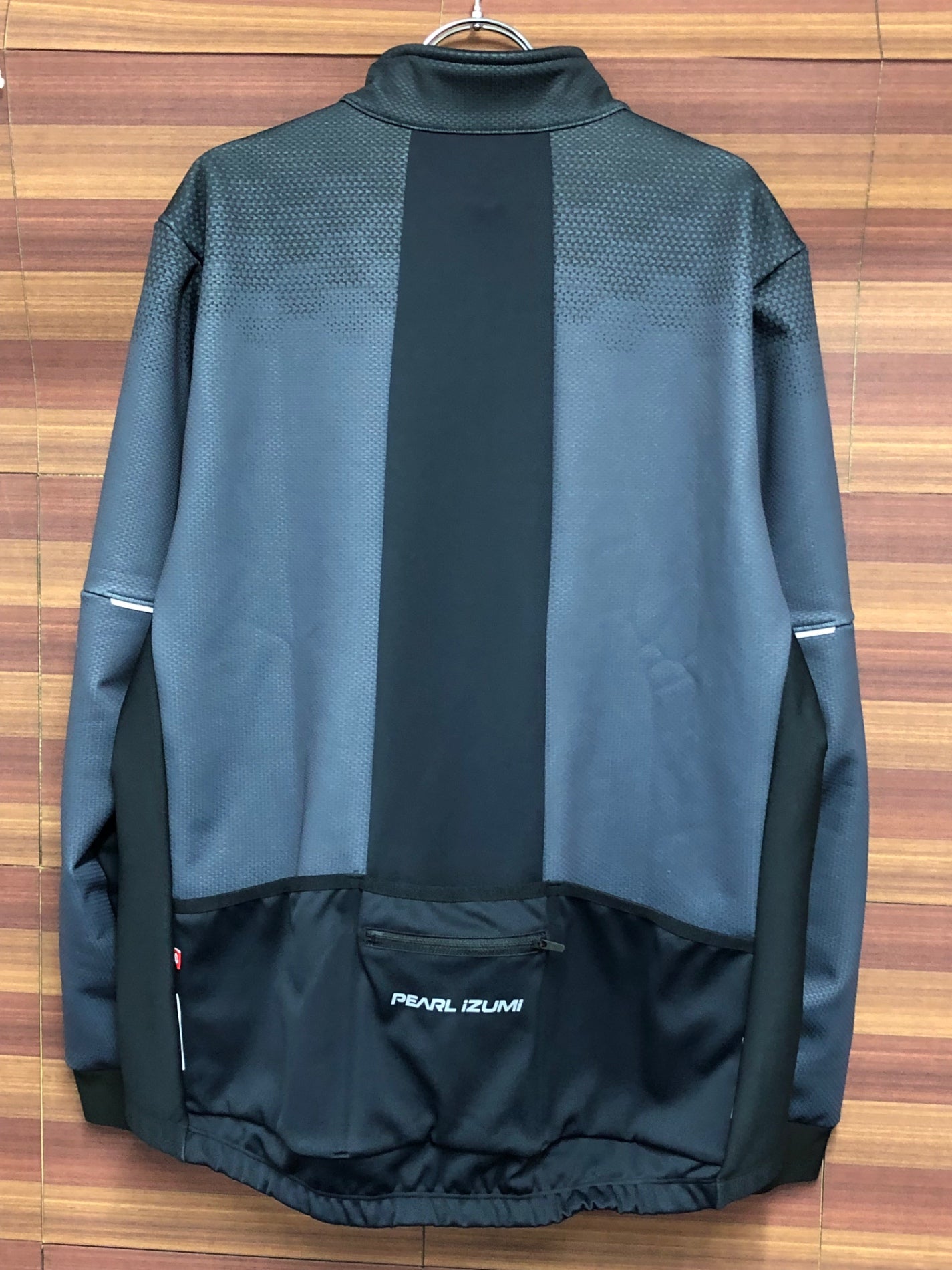 IS250 パールイズミ 長袖 サイクルジャケット 防風 裏起毛 メンズBXLサイズ 黒灰色