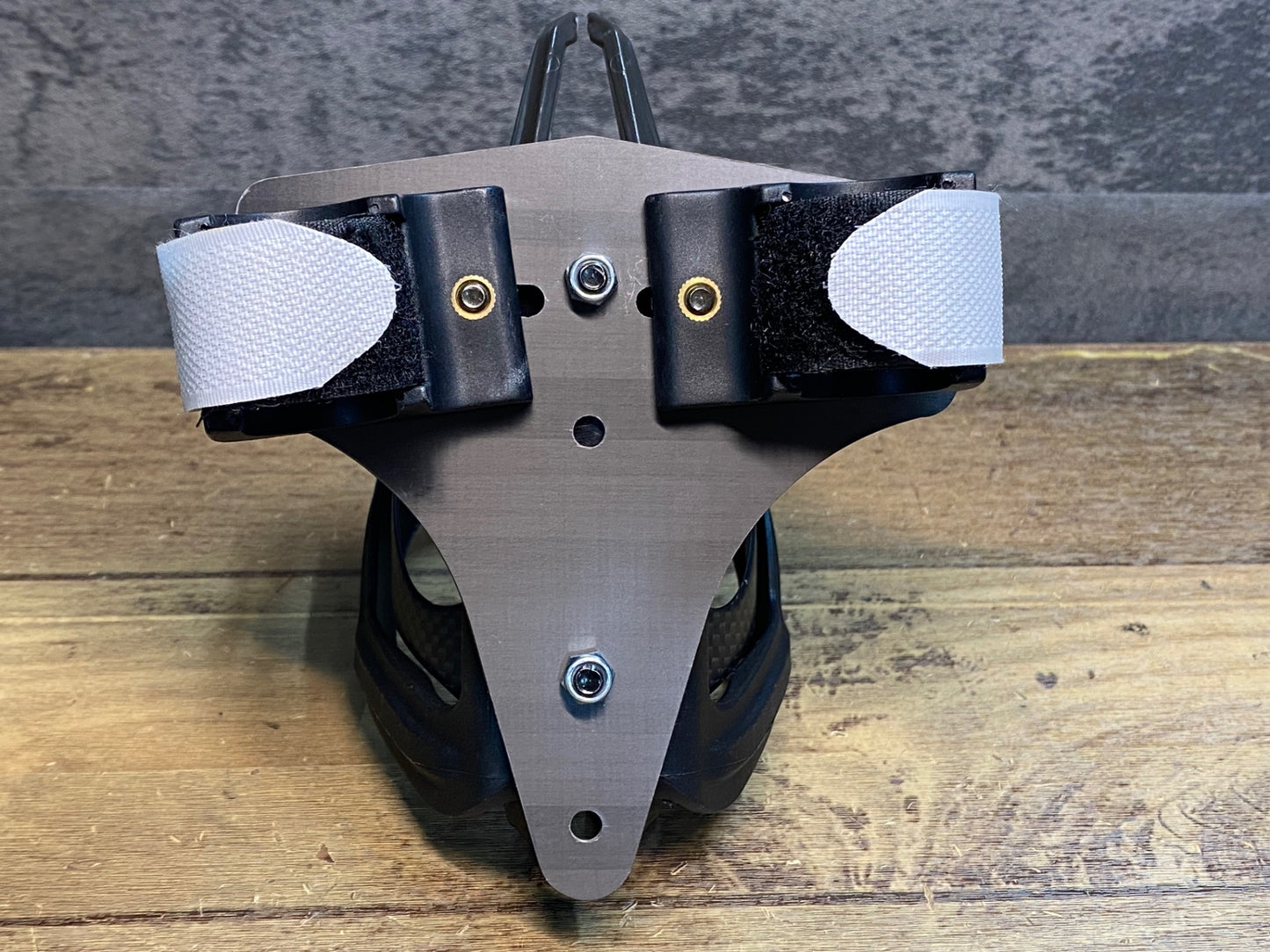 IZ030 XLAB TORPEDO KOMPACT ハイドレーション ベース カーボン