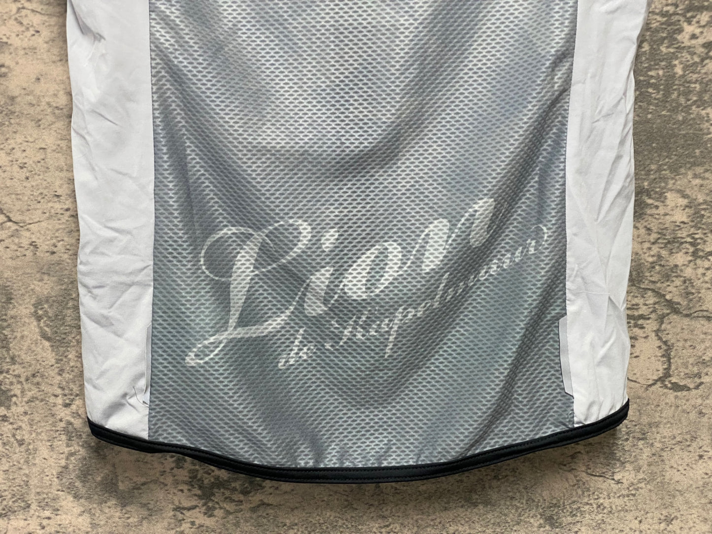 JB712 カペルミュール KAPELMUUR ベスト グレー アジアM