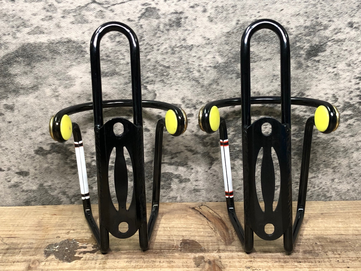 IX986 エリート ELITE The Original Ciussi ボトルケージ ペア 黒