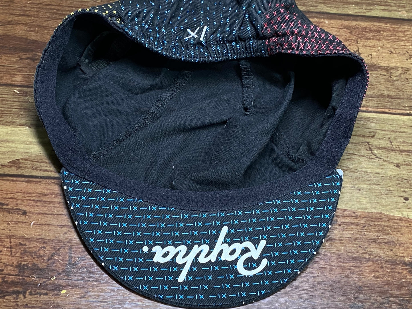 JB931 ラファ Rapha A DAY IN HELL CAP サイクルキャップ 黒