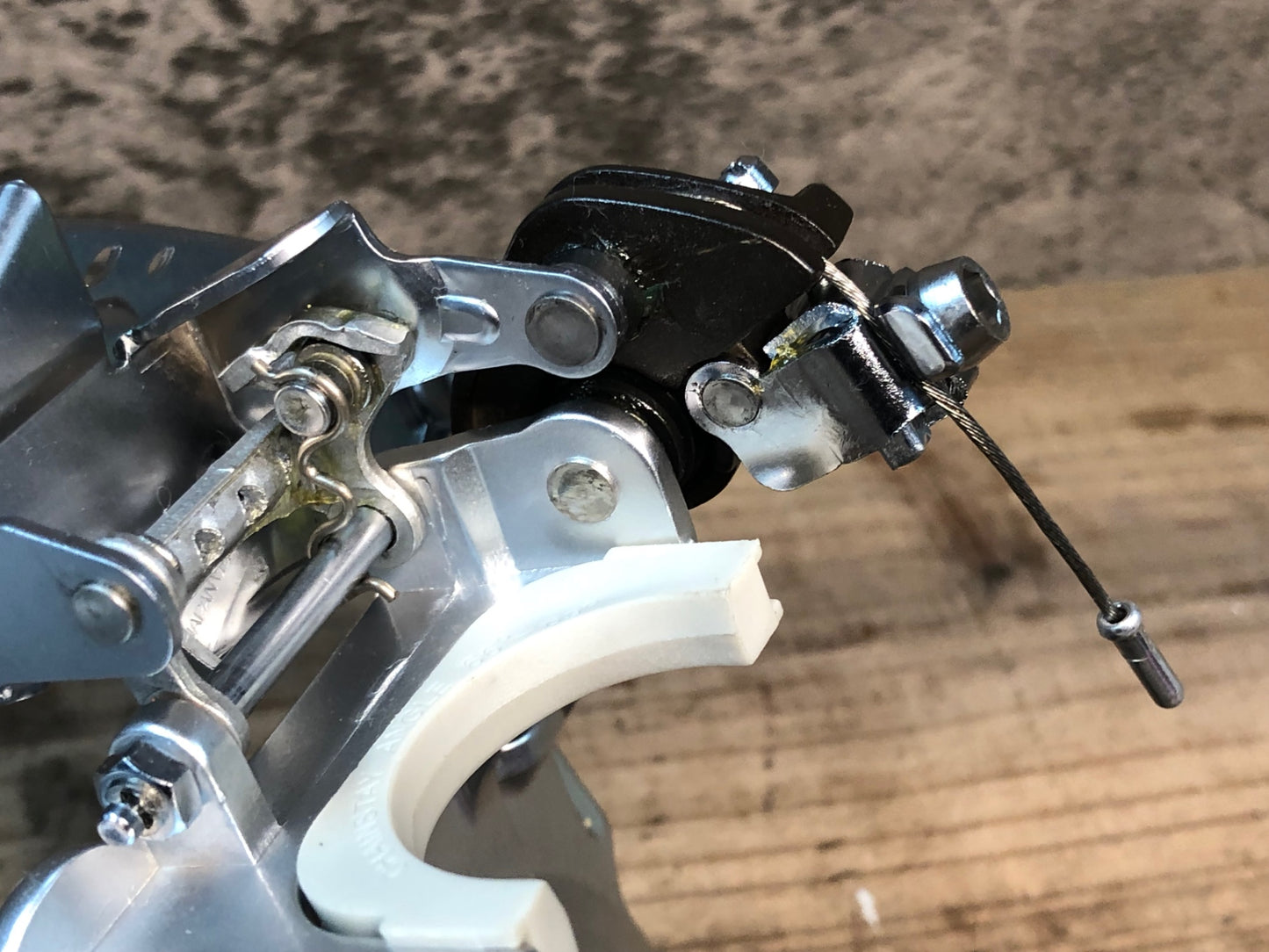 IS172 シマノ SHIMANO ネクサーヴ NEXAVE SPCM FD-C910 フロントディレイラー Di2