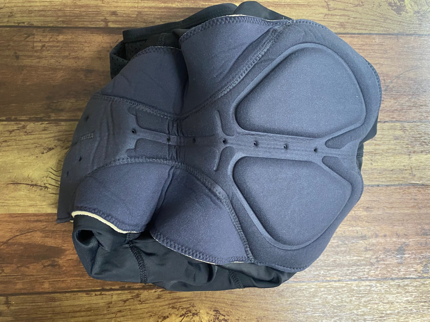 IY339 サンテック Santic ビブタイツ 黒 S ※タグカット