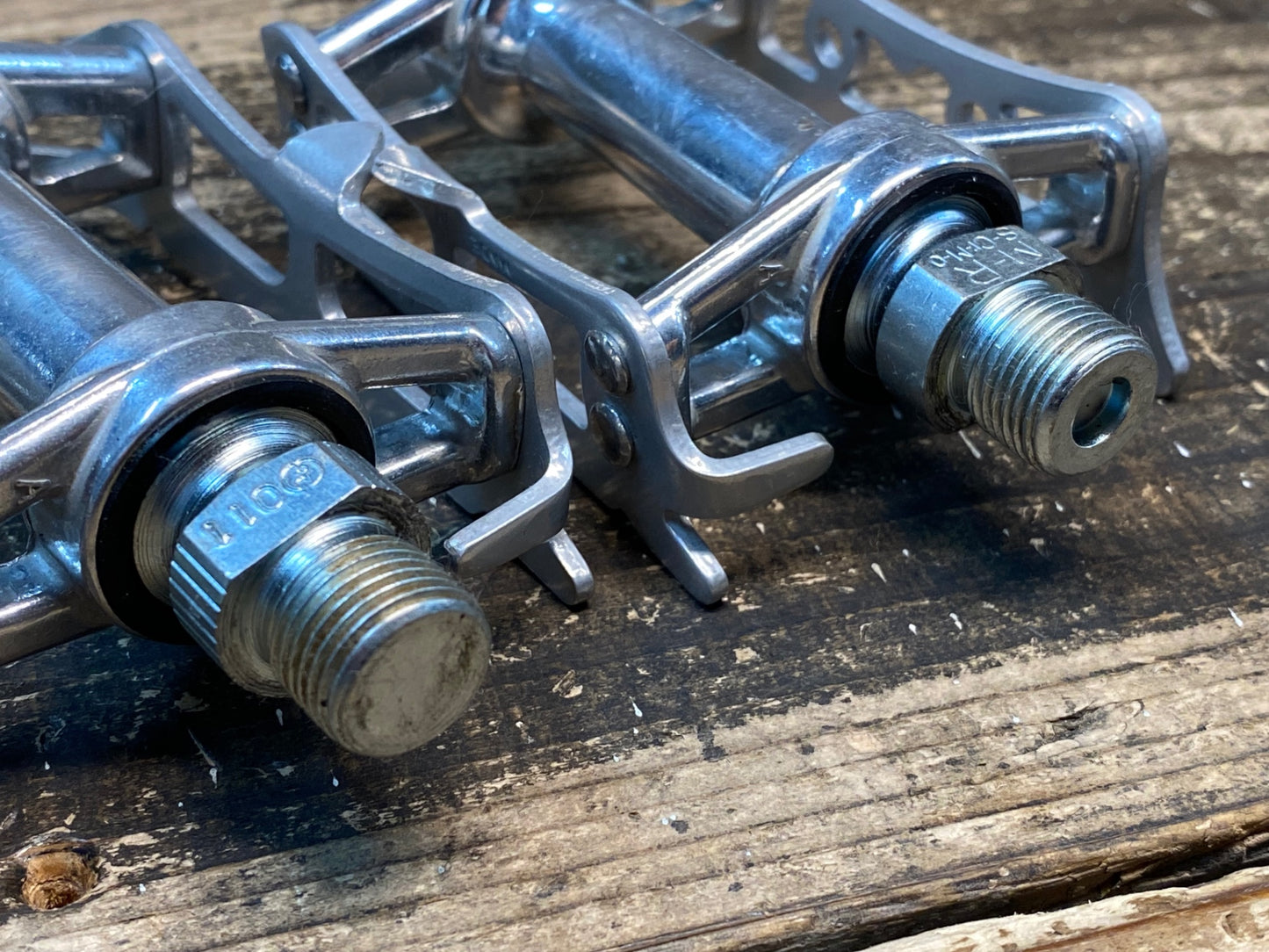 IT888 三ヶ島 MKS SYLVAN ROAD フラットペダル シルバー