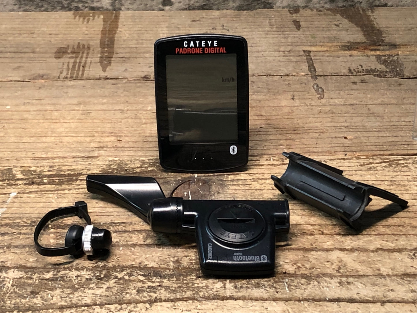 IC807 キャットアイ CATEYE PADRONE DIGITAL CC-PA400B サイクルコンピューター センサー付属 動作確認済