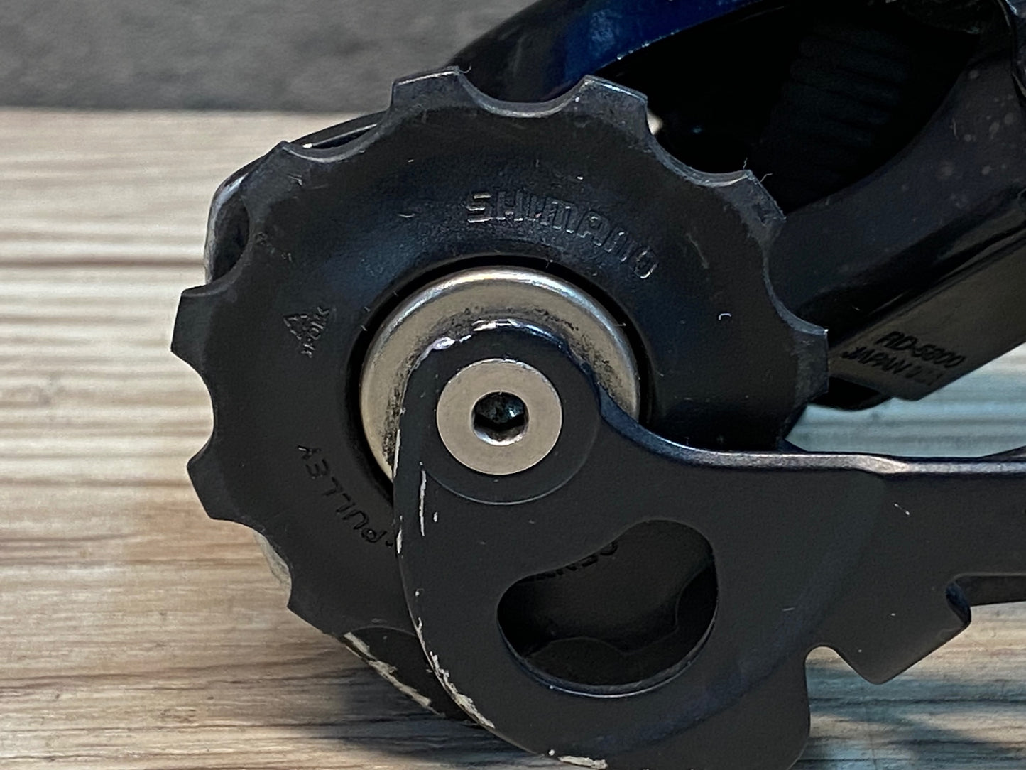 IQ567 シマノ SHIMANO 105 RD-5800 リアディレイラー 11S SS