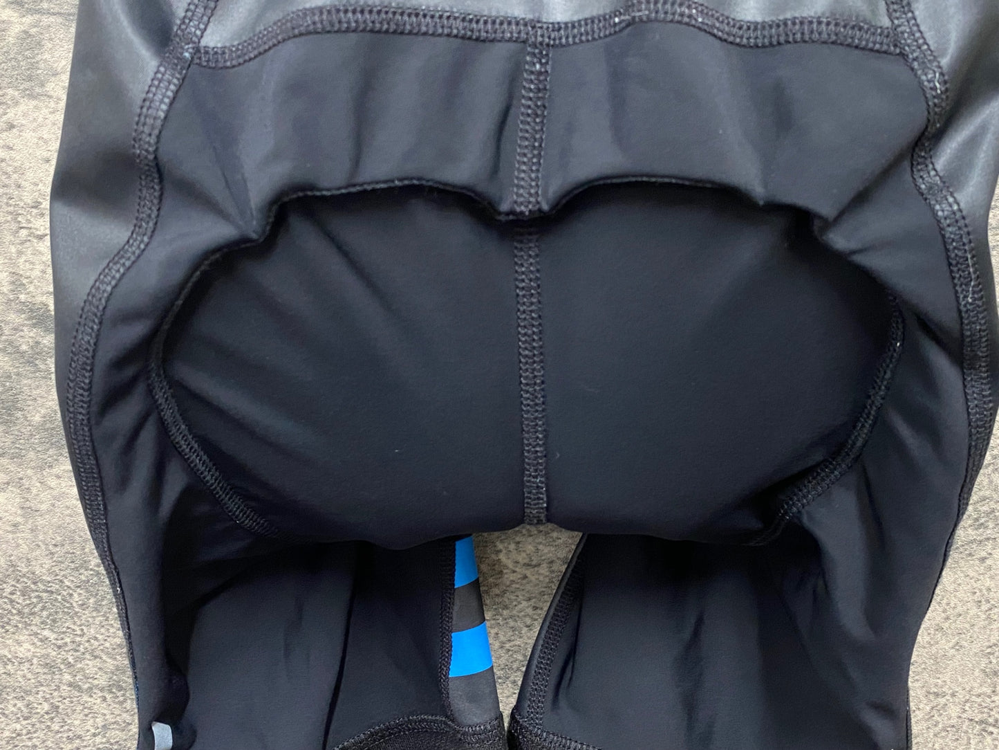 IY728 ボントレガー BONTRAGER ビブショーツ 黒 白 XS