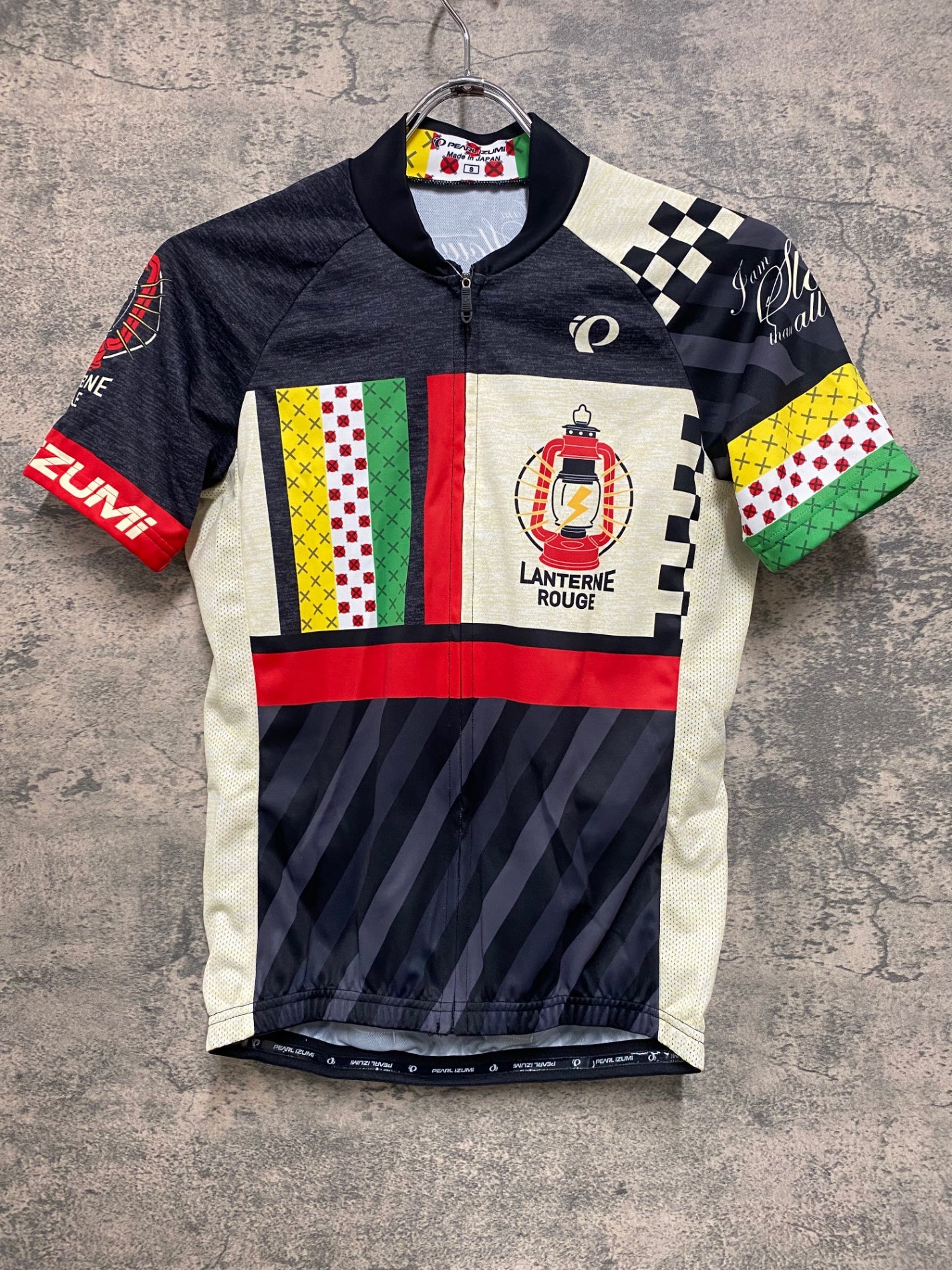 JD268 パールイズミ PEARL iZUMi 半袖 サイクルジャージ 黒 総柄 S