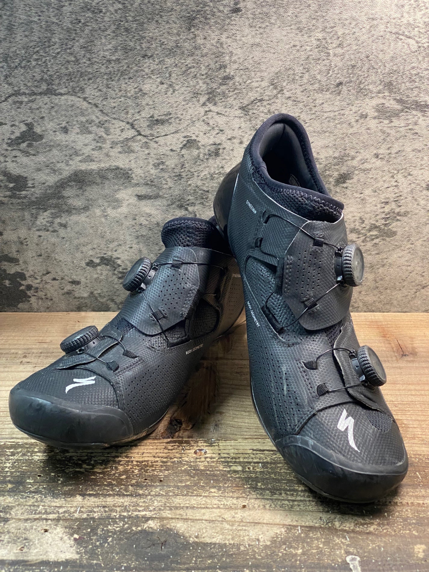 IY085 スペシャライズド SPECIALIZED S-WORKS Ares ビンディングシューズ SPD-SL EU42 黒 ※ソールの傷多め