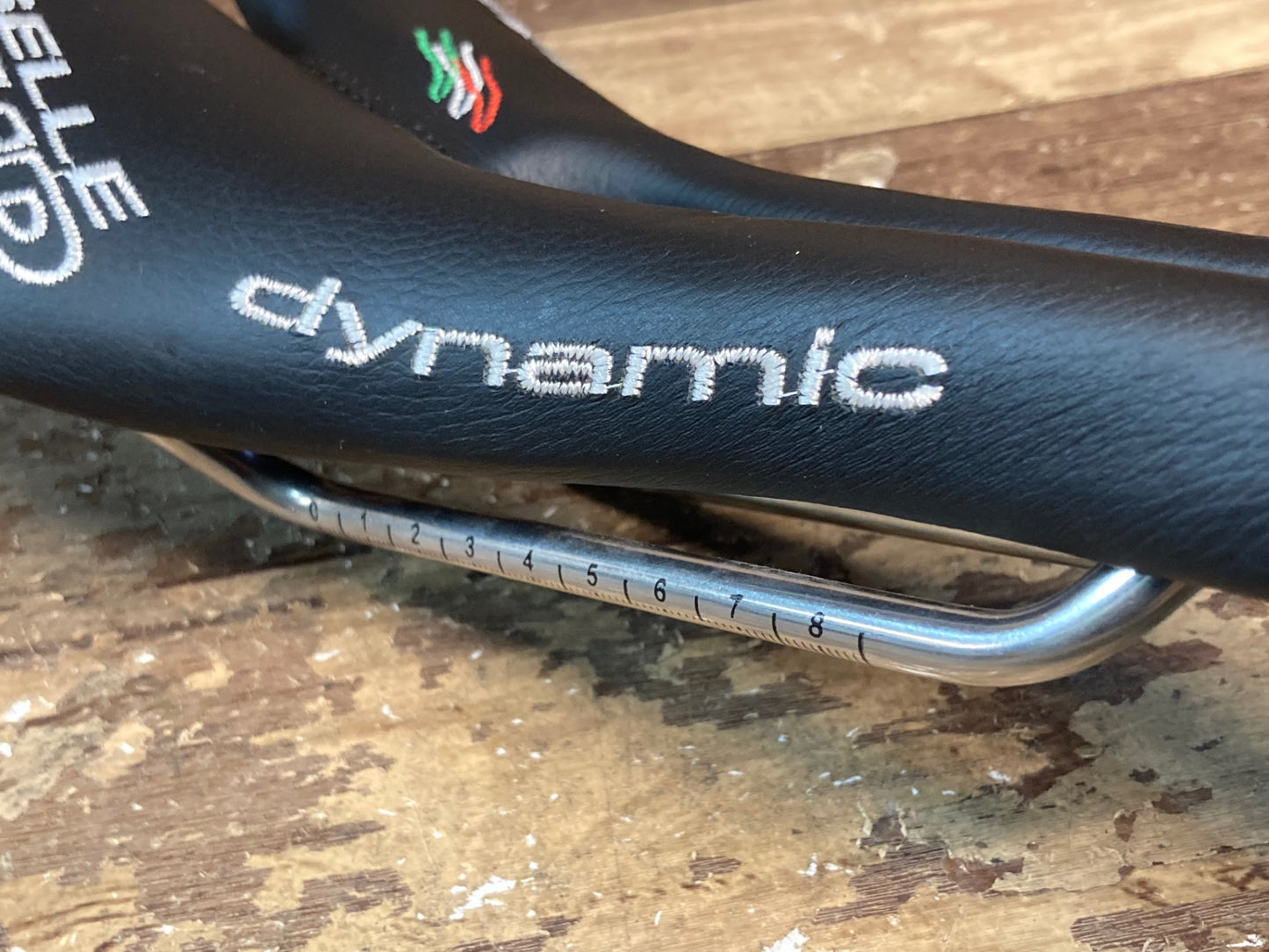 IK713 セラ SELLE SMP ダイナミック dynamic サドル inox tube レール 黒