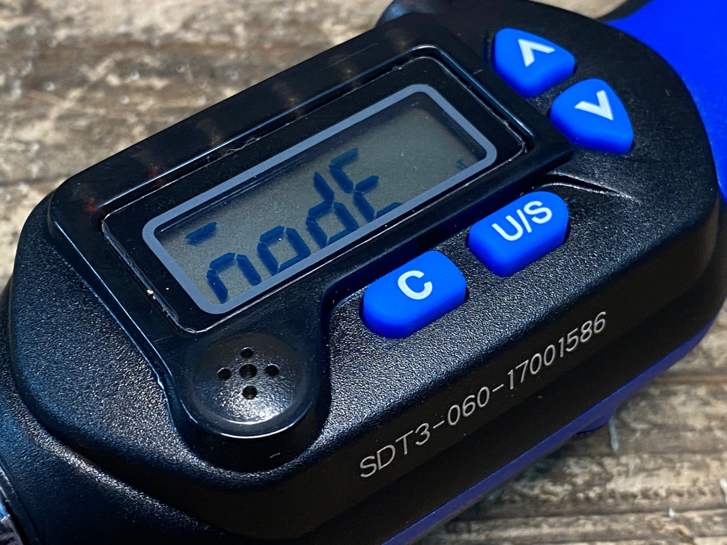 IT445 SK11 SDT3-060 デジタルトルクレンチ 黒 青 ヘックスビットソケットセット付属 ※起動確認済み