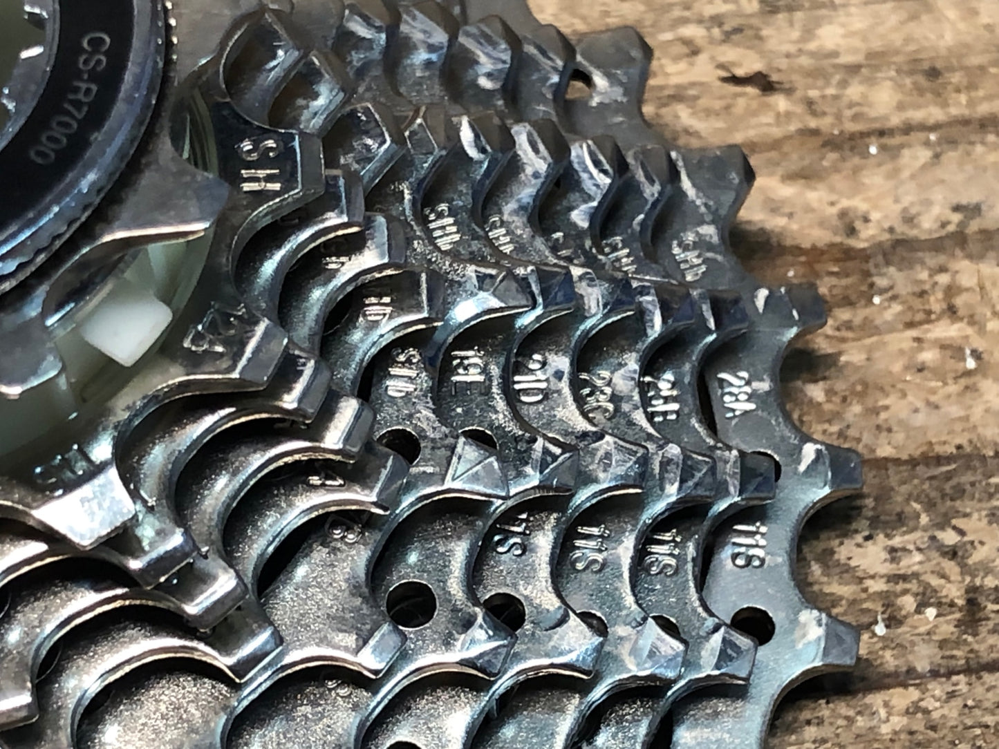 IT458 シマノ SHIMANO 105 CS-R7000 スプロケット 11-28T 11S