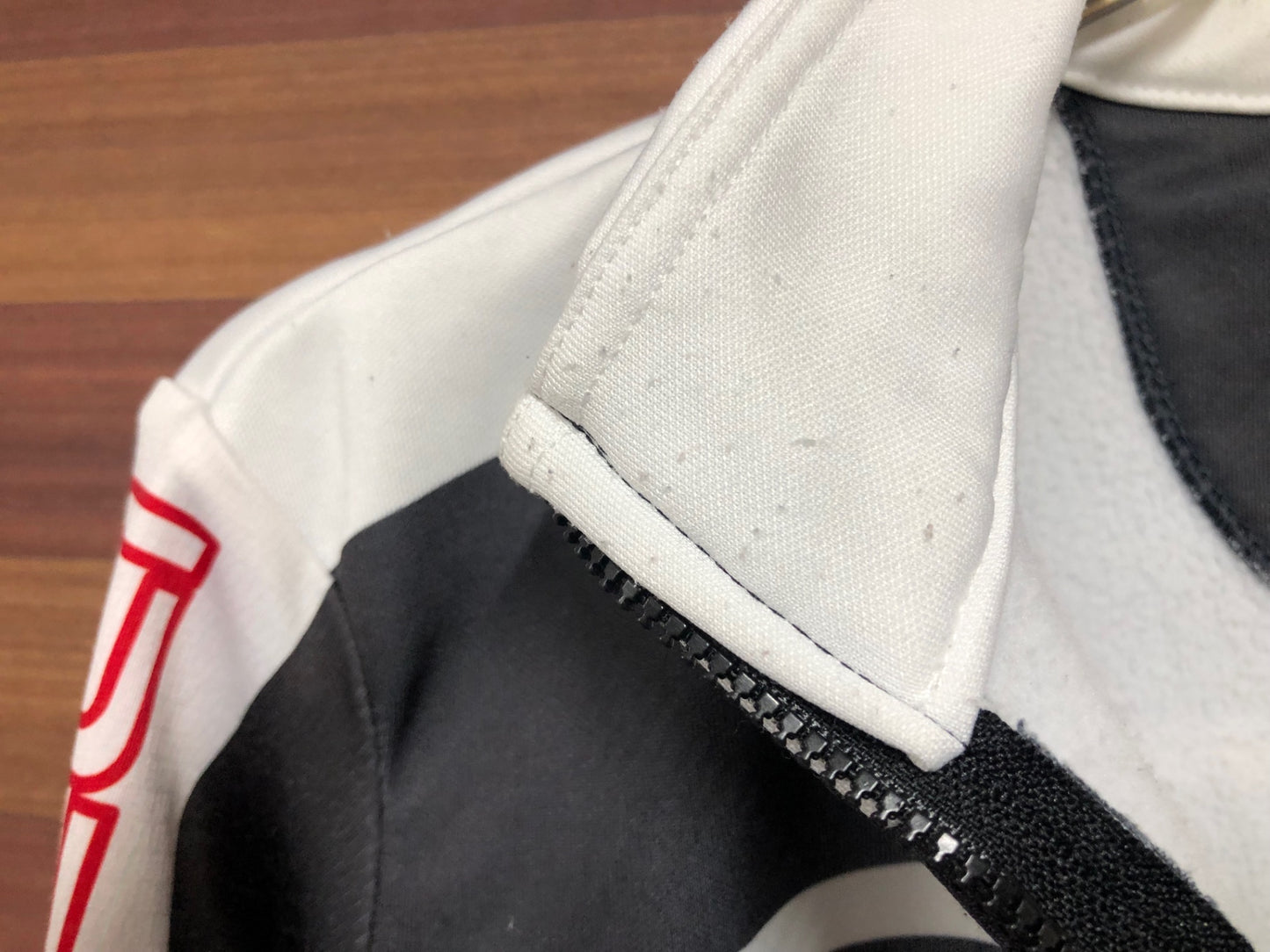 IH142 カステリ CASTELLI 長袖 サイクルジャージ グレー 黒 L 裏起毛