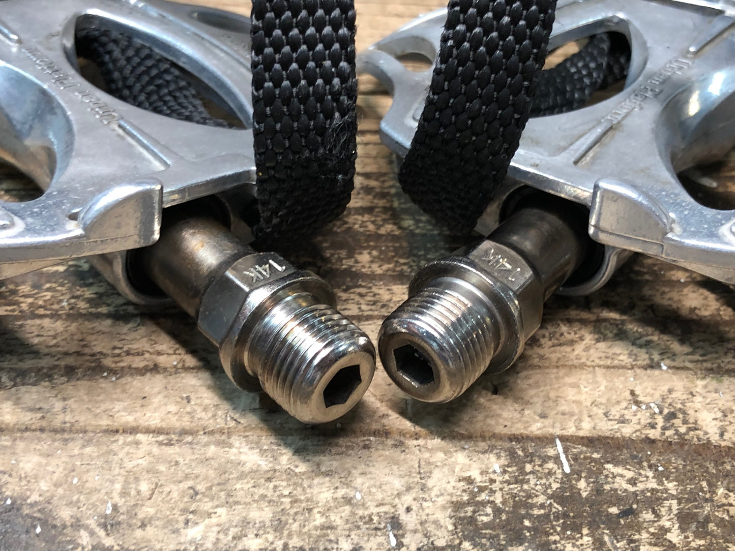 HZ337 三ヶ島ペダル MKS アーバンプラットフォーム Urban Platform フラットペダル シルバー トゥークリップ付属