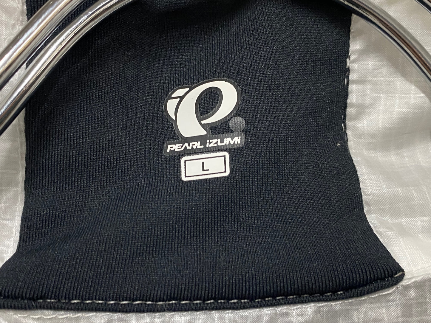 IW235 パールイズミ PEARL iZUMi 長袖 ウインドブレイカー 白 L