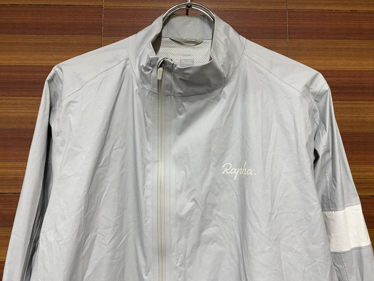 IF910 ラファ Rapha コアレインジャケット CORE RAIN JACKET 2 L ライトグレー