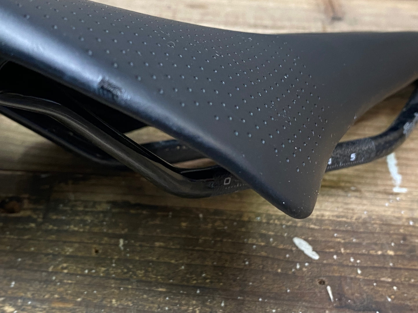 IR564 スペシャライズド SPECIALIZED パワー S-WORKS POWER ARC サドル カーボンレール 143mm 黒