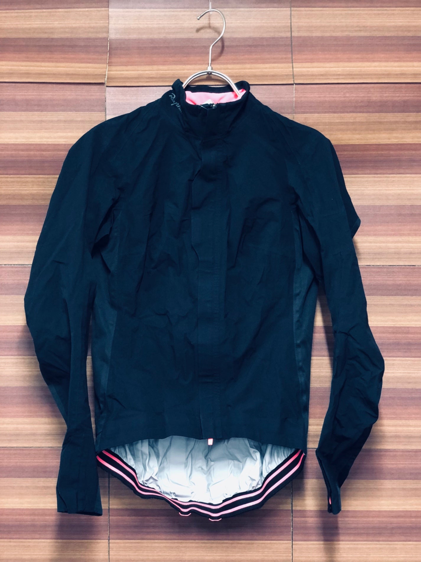 IU890 ラファ Rapha SOUPLESS RACE CAPE 長袖 レインジャケット 黒 S レディース