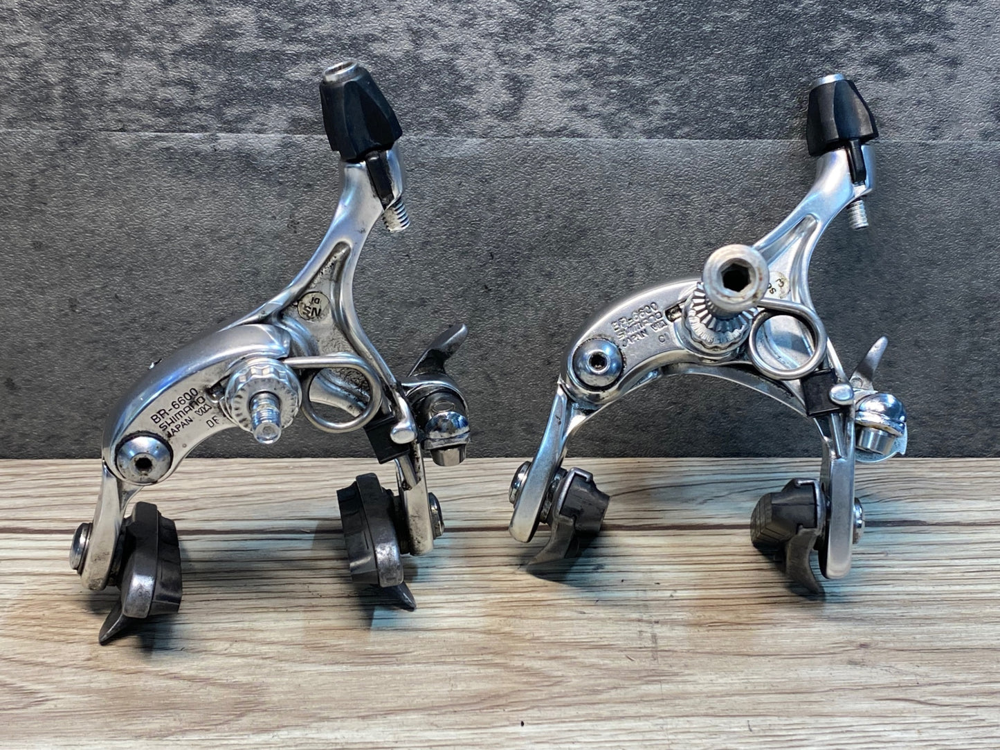 IU019 シマノ SHIMANO アルテグラ ULTEGRA BR-6600 キャリパーブレーキ 前後セット