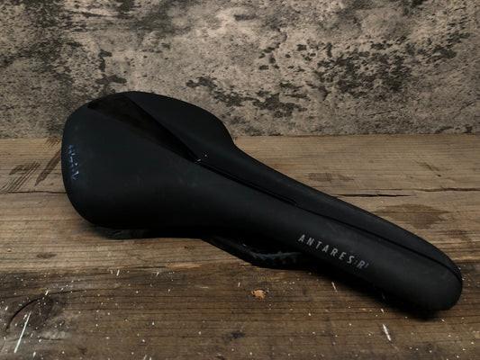 IN480 フィジーク fizik アンタレス ANTARES R1 OPEN CARBON BRAIDED サドル 140mm ※プレート欠品