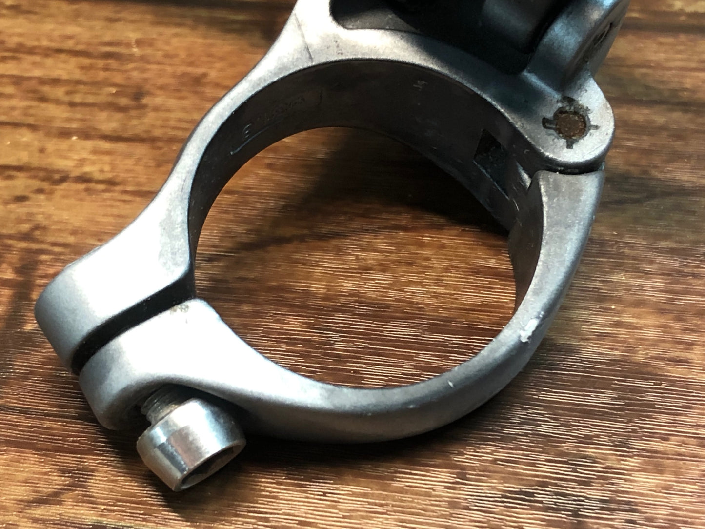 IM379 シマノ SHIMANO アルテグラ ULTEGRA  FD-6700 フロントディレイラー バンド式Φ31.8