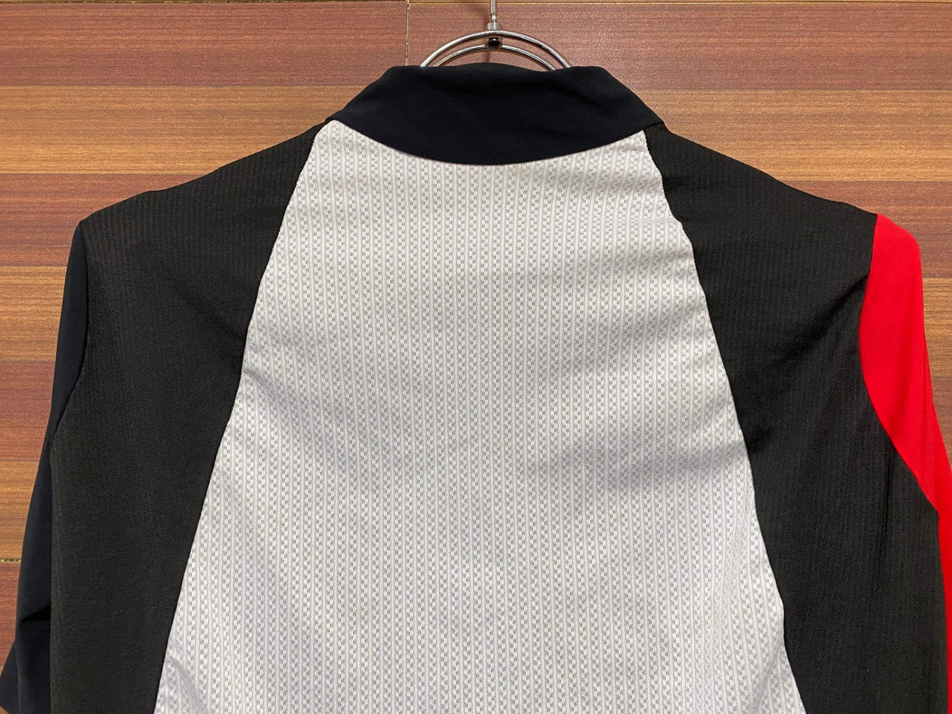 ASSOS SS.100 CENTO EVO8 サイクルジャージ