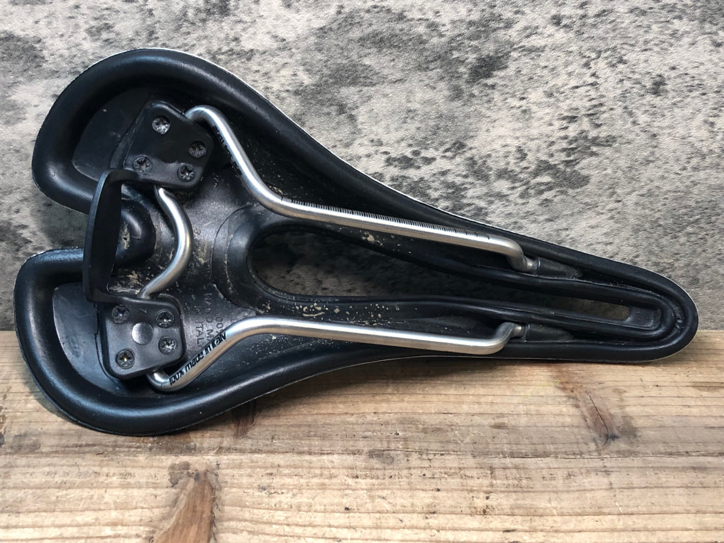 JB740 Selle SMP HELL サドル aisi304チューブ 145mm