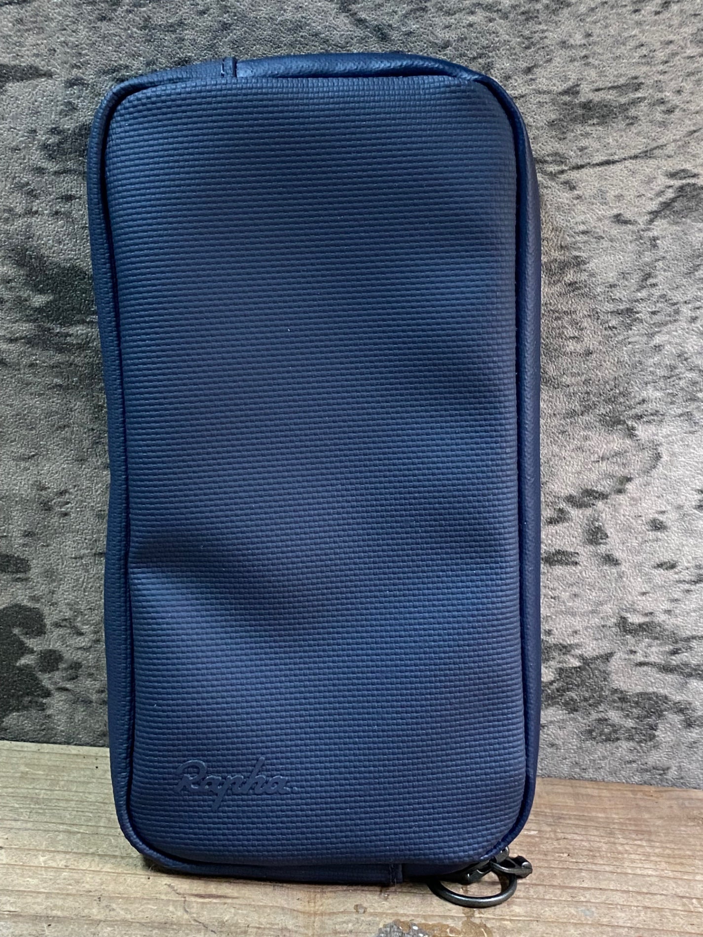 JA749 ラファ Rapha RAINPROOF ESSENTIALS CASE LARGE ポーチ 濃紺