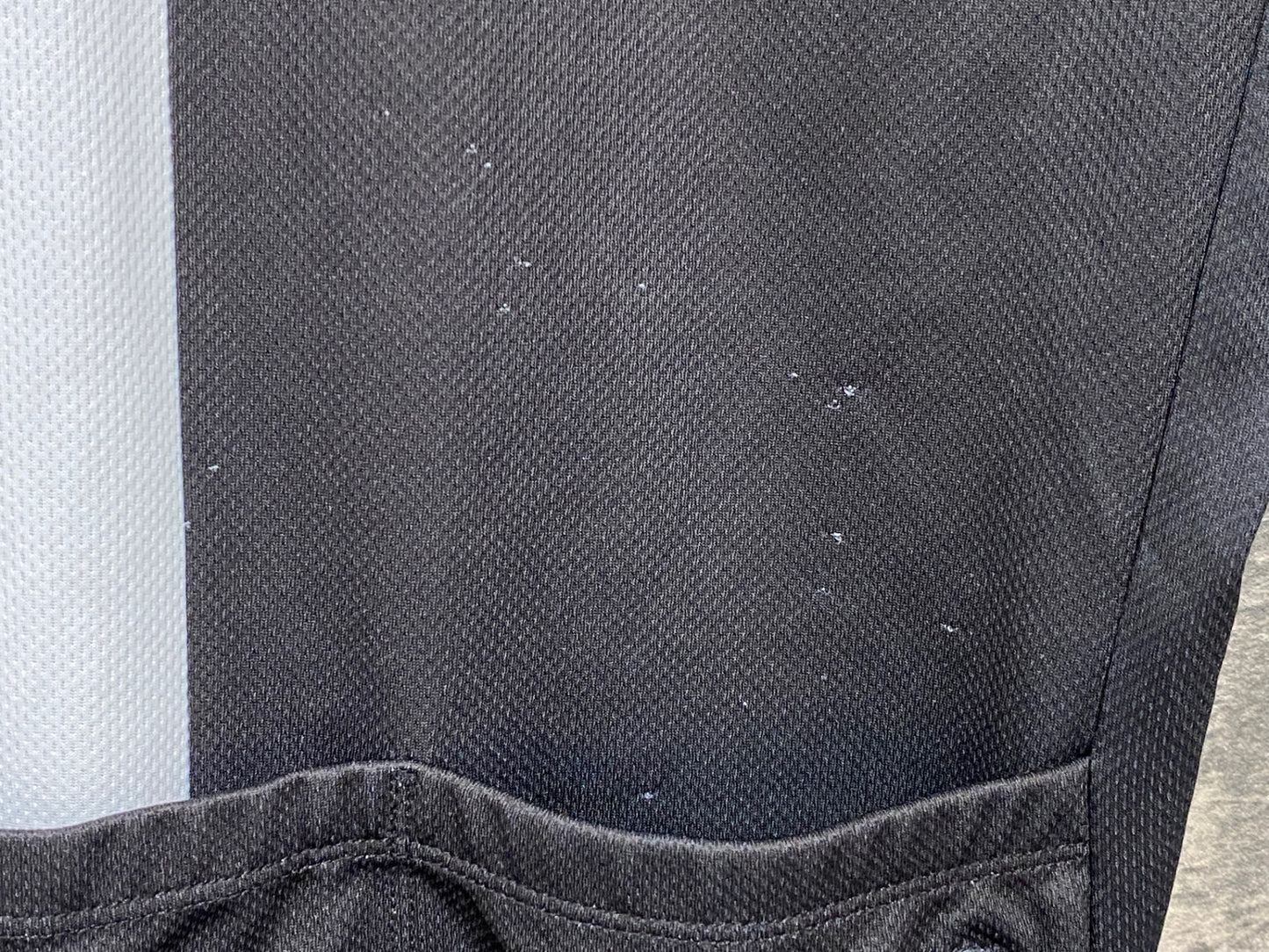 IZ258 R.O.F.cycle 半袖 サイクルウェア 黒 赤 Mサイズ