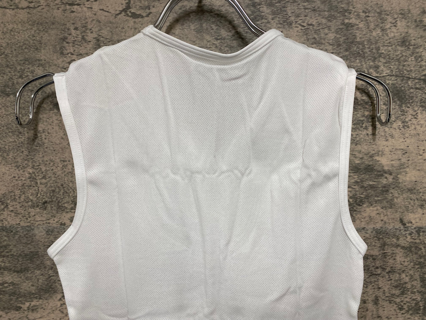 IV916 カペルミュール KAPELMUUR ノースリーブ ベースレイヤー 白 M メッシュ