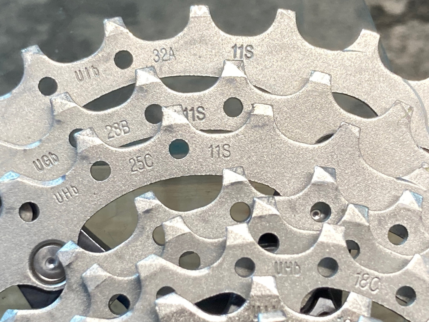 JA573 シマノ SHIMANO アルテグラ ULTEGRA CS-R8000 スプロケット 11-32T 11S