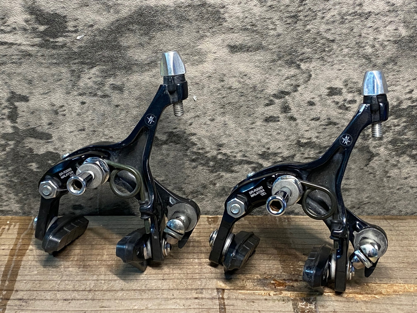 IS615 シマノ SHIMANO ソラ SORA BR-R3000 キャリパーブレーキ 前後セット