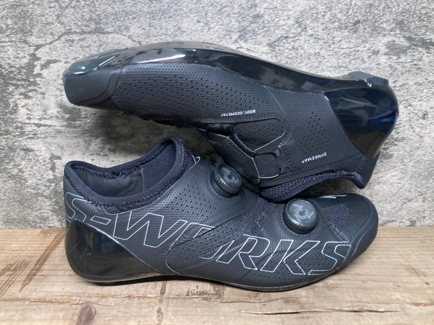 IY575 スペシャライズド SPECIALIZED エスワークス S-WORKS ARES ビンディングシューズ 黒 EU 41