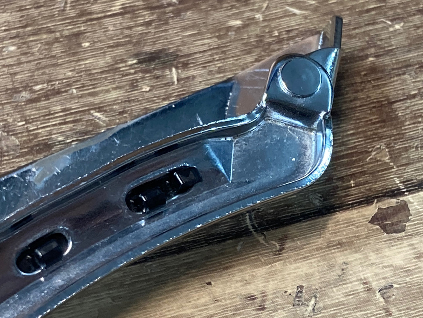 IF382 シマノ SHIMANO 105 FD-R7000 フロントディレイラー 2S 直付け 黒 クランプボルト欠品