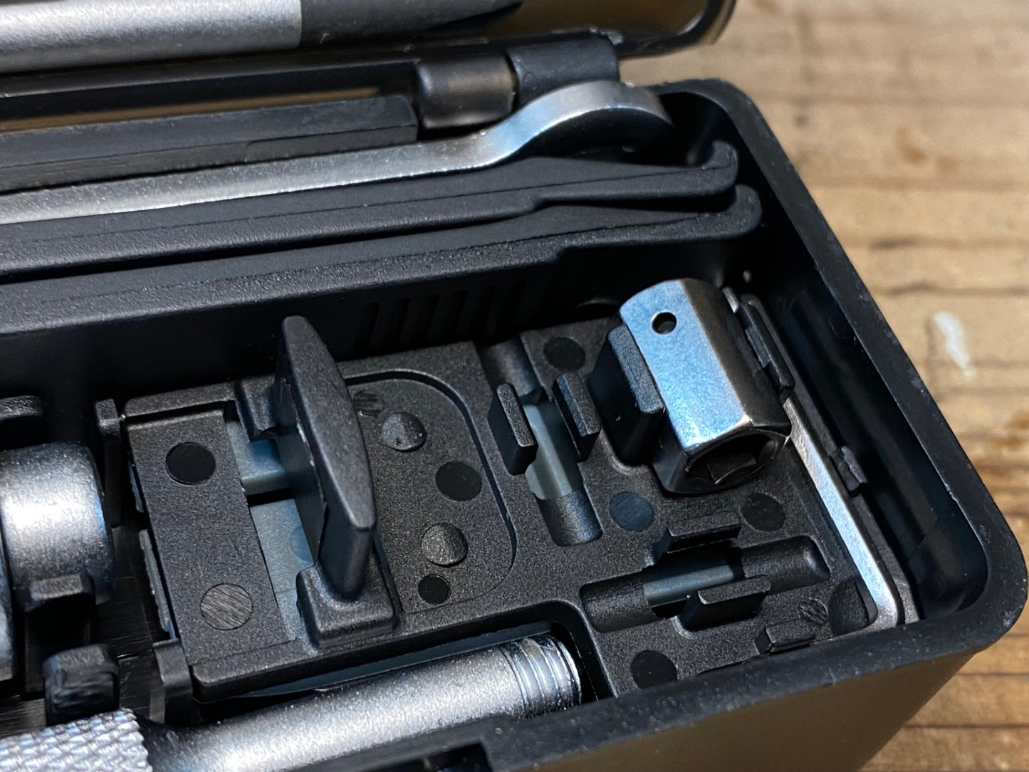 IV012 トピーク TOPEAK SURVIVAL GEAR BOX ツールボックス