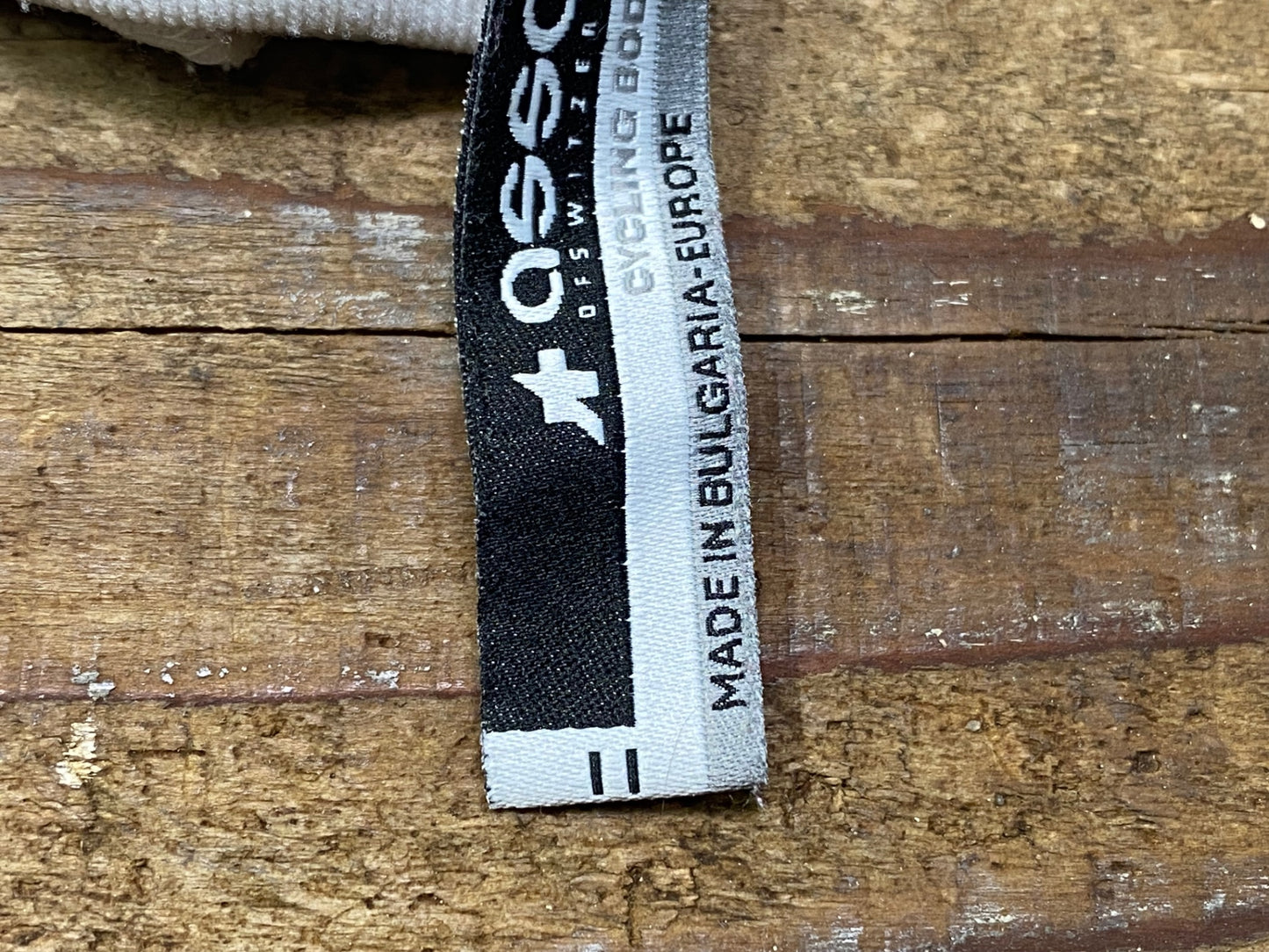 IR946 アソス assos アームカバー 白 SIZE2