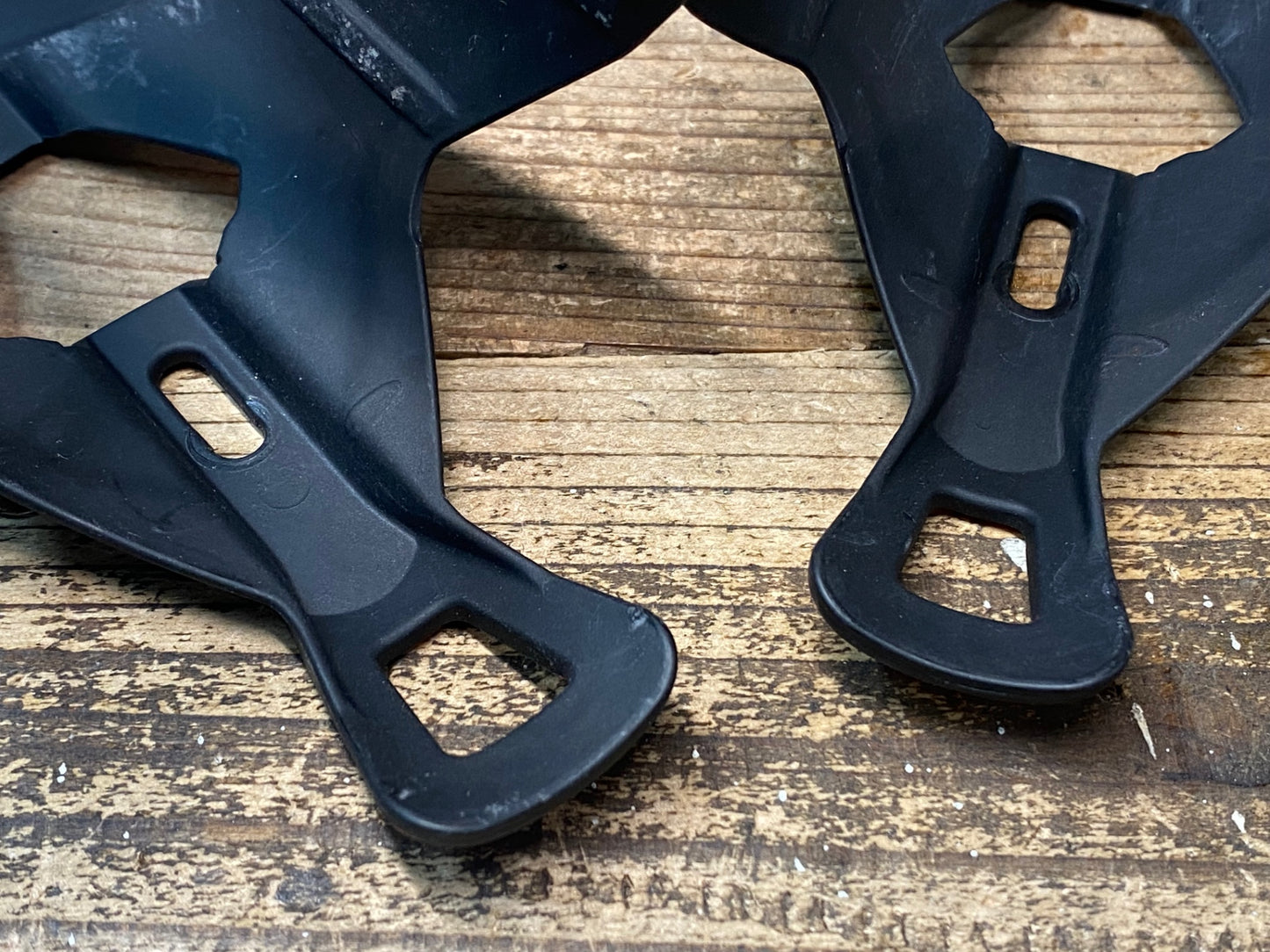 JD159 エリート ELITE VICO CARBON ボトルケージ セット 黒 赤