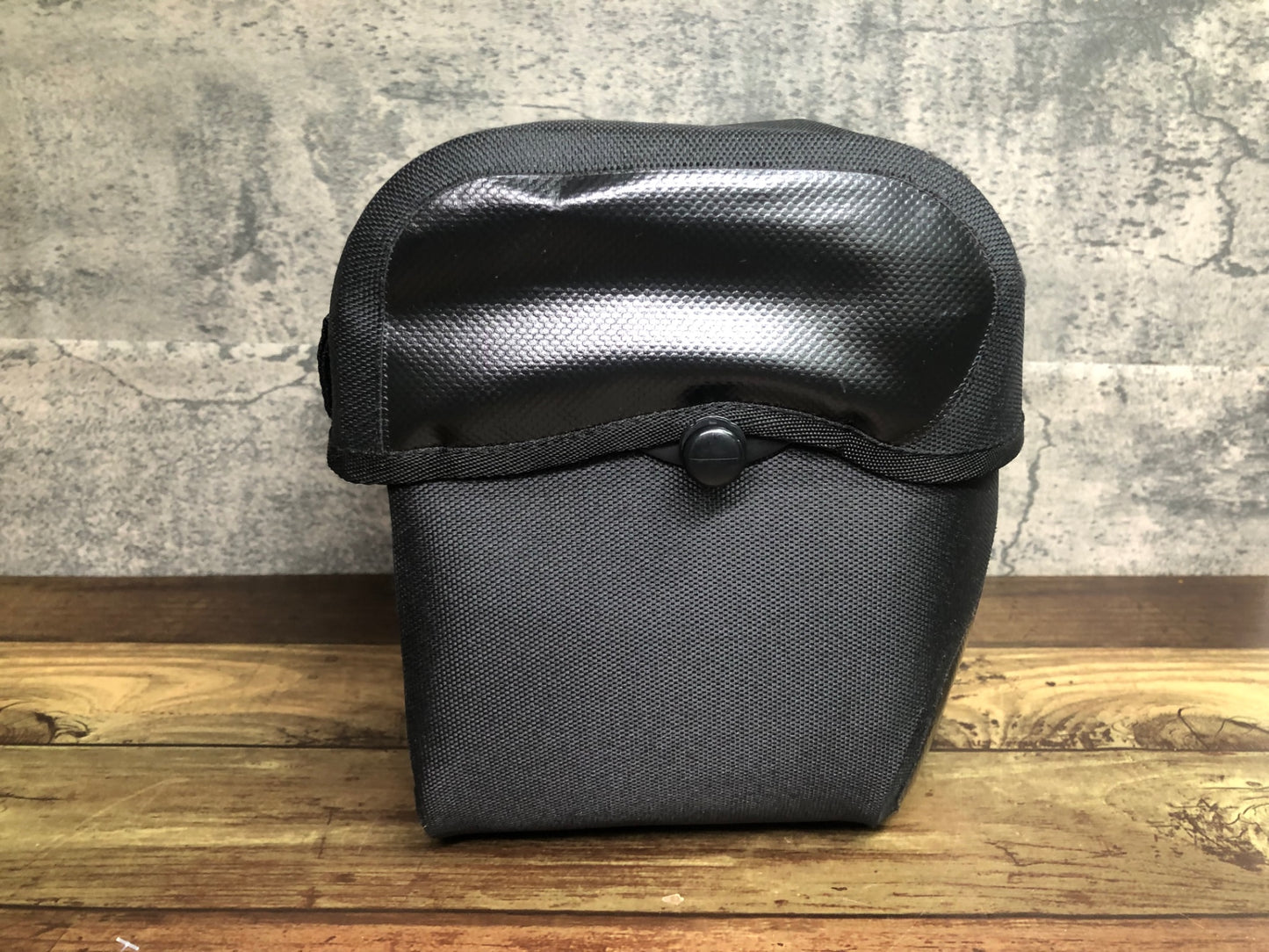 IU836 オルトリーブ ORTLIEB ULTIMATE5 Classic ハンドルバッグ 黒