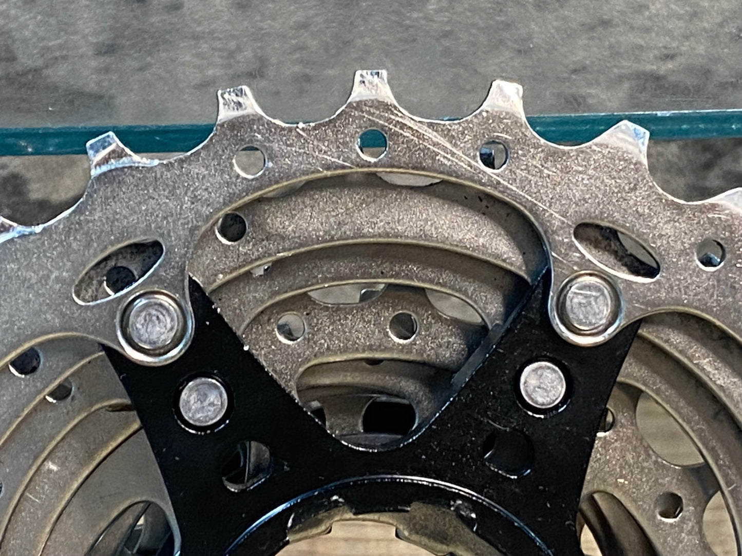 IO220 シマノ SHIMANO 105 CS-5800 スプロケット 11S 11-28T