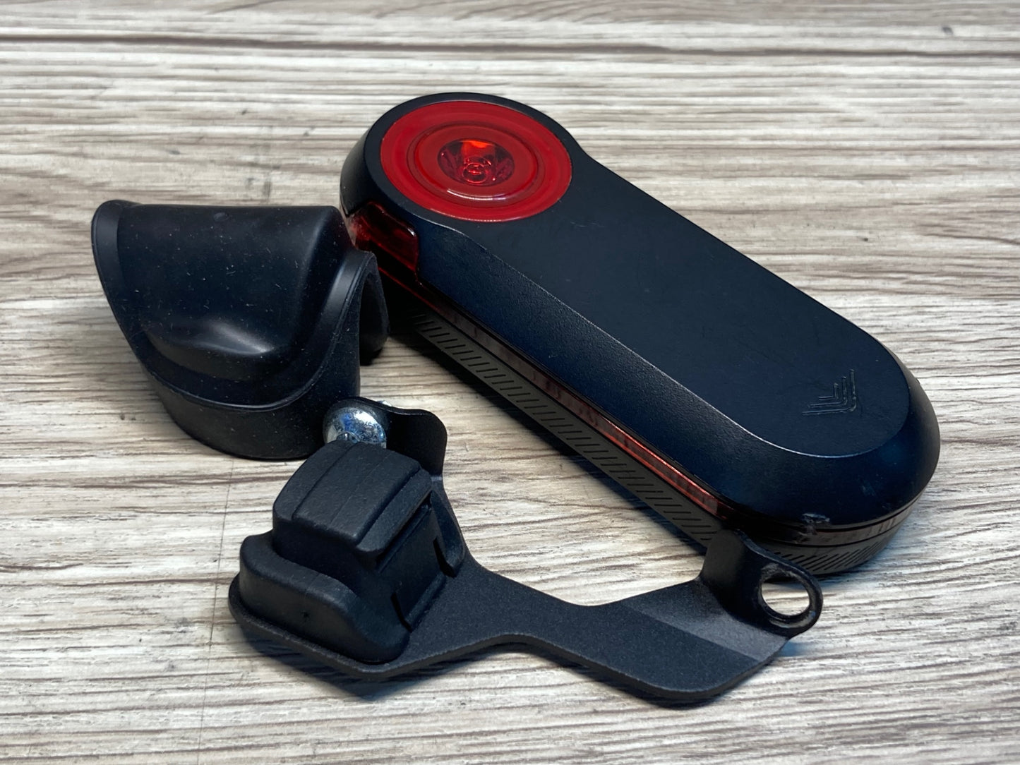 IX035 ガーミン GARMIN RTL510 テールライト リアビューレーダー 動作確認済み