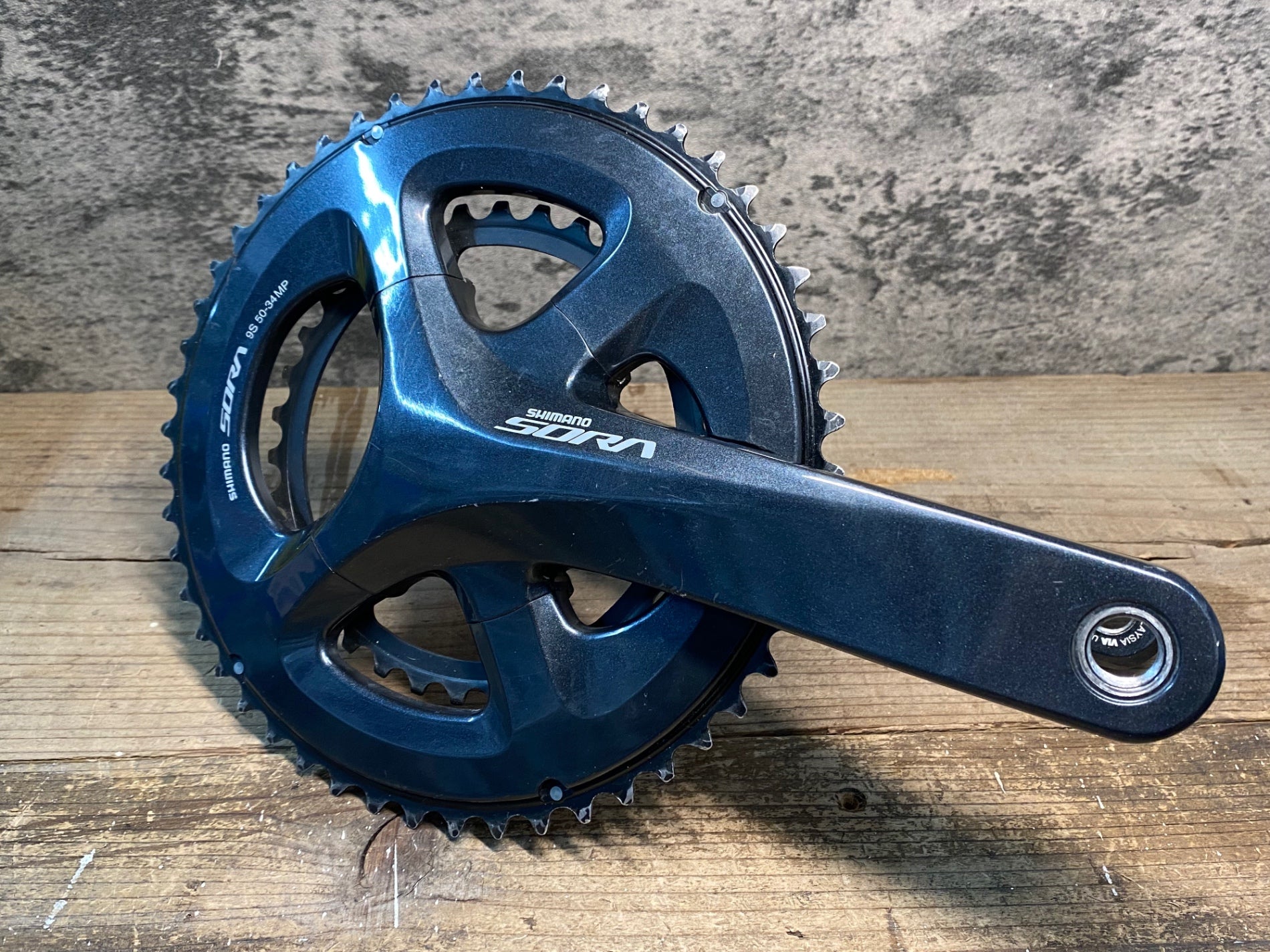 IS613 シマノ SHIMANO ソラ SORA FC-R3000 クランクセット 50 IS613 シマノ SHIMANO ソラ SORA FC-R3000 クランクセット 50