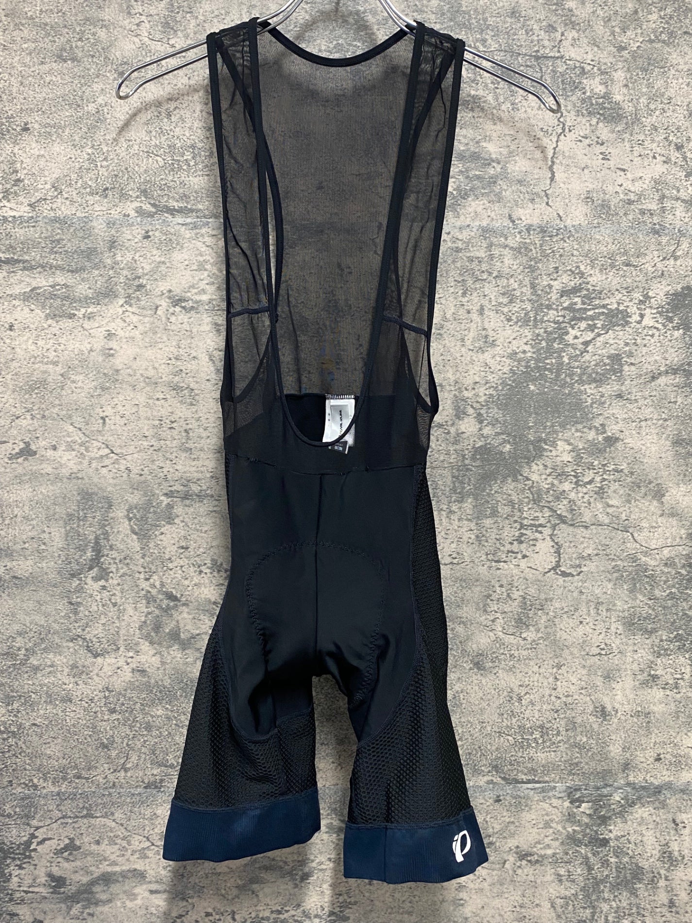 IY680 パールイズミ PEARL iZUMi ビブショーツ M 3DR 黒