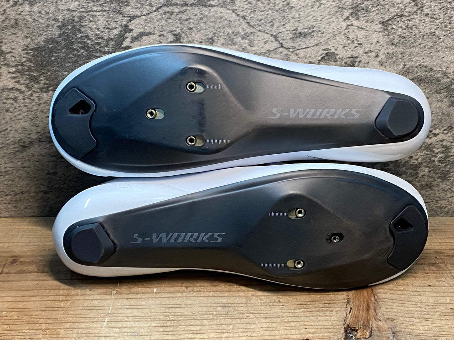 IY552 スペシャライズド SPECIALIZED エスワークス S-WORKS TORCH ビンディングシューズ 白 EU43.5