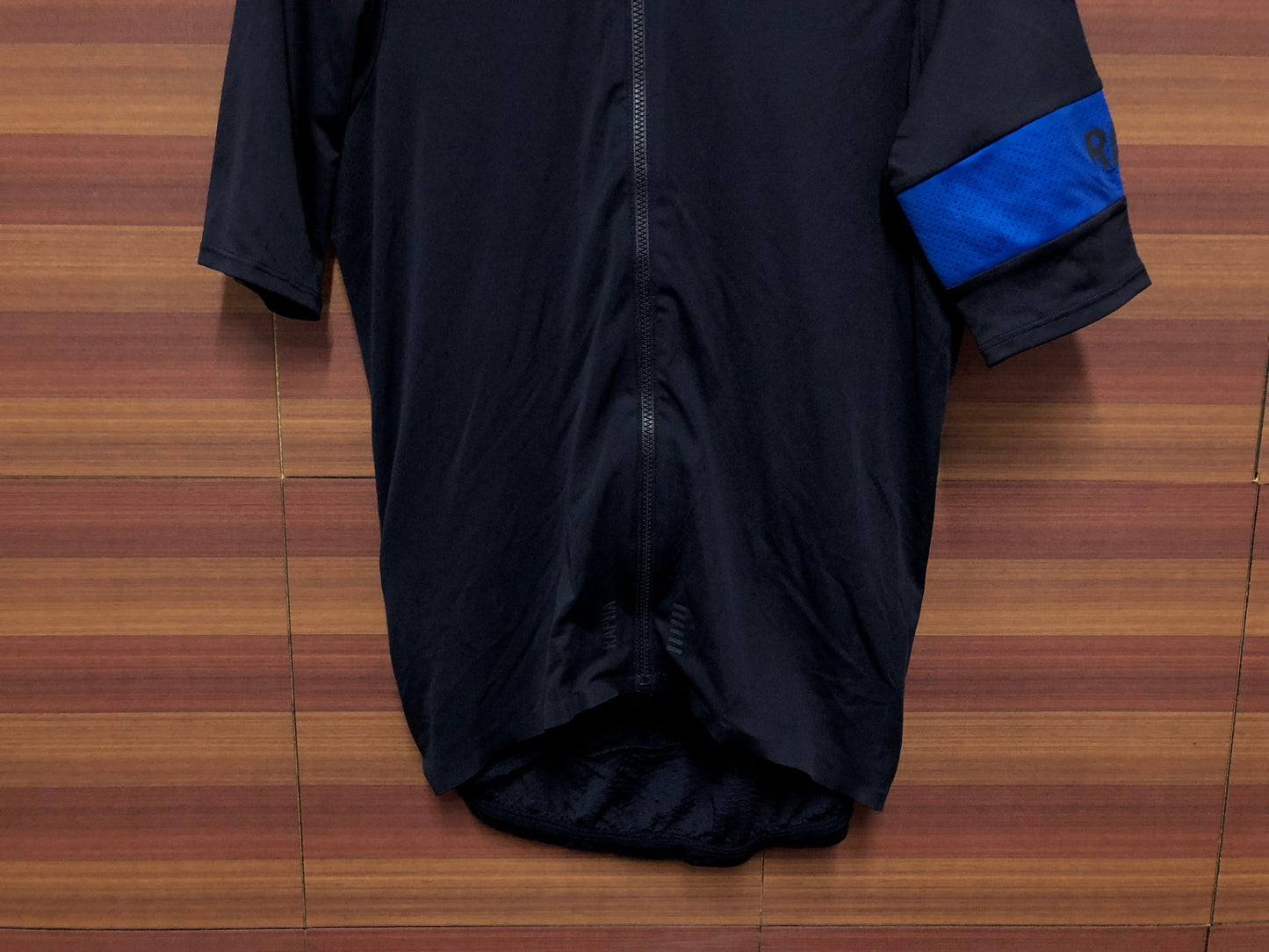 IN358 ラファ RAPHA PRO TEAM FLY WEIGHT JERSEY サイクルジャージ 半袖 ネイビー S