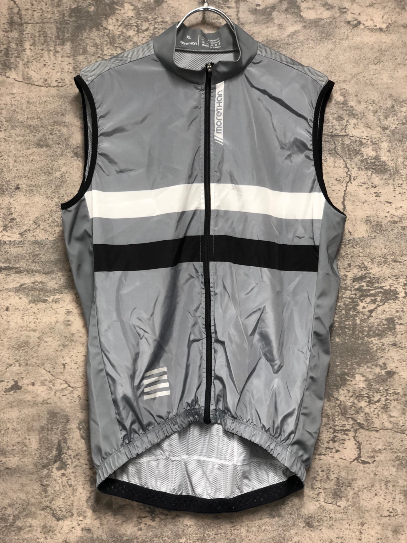 IX609 モーゼン morethan サイクルベスト ジレ XL グレー 背面傷み多
