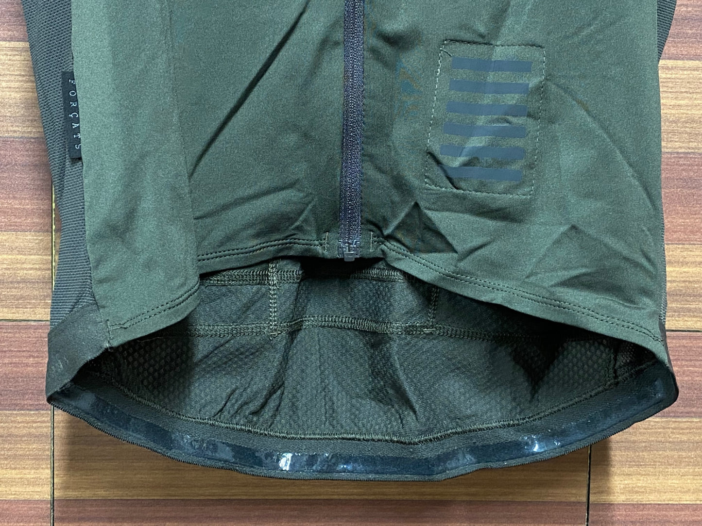 IV197 ラファ Rapha PRO TEAM 半袖サイクルジャージ 黒 S 日焼け 汚れ 裾ゴム伸び