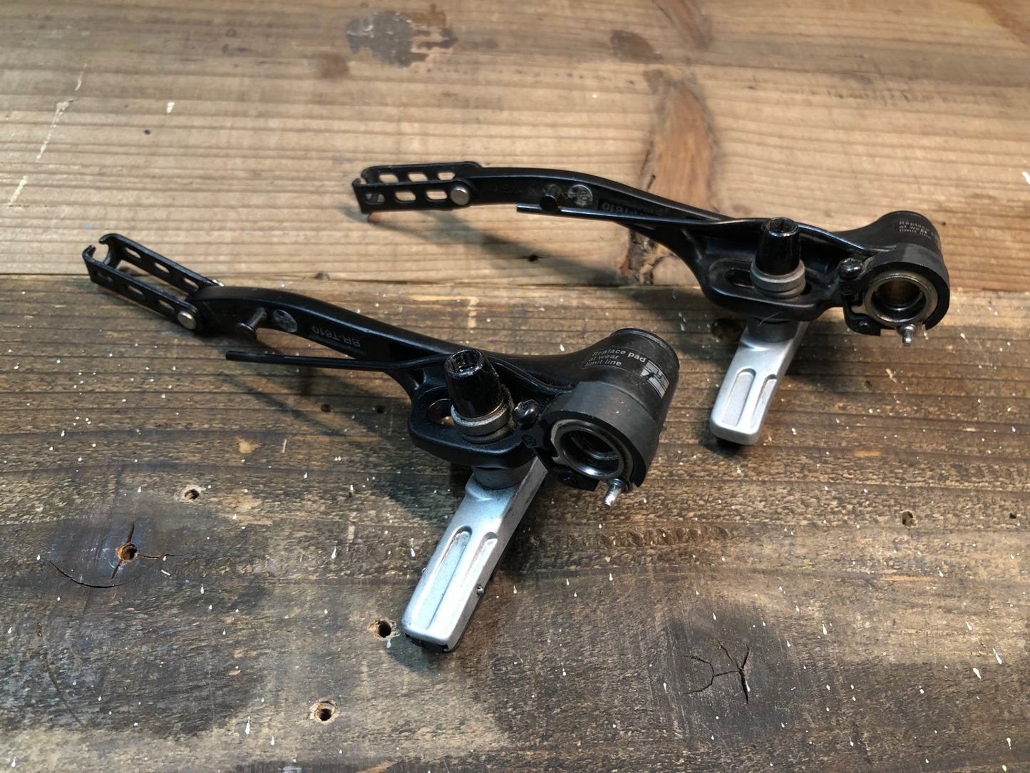 IP589 シマノ SHIMANO デオーレ DEORE BR-T610 Vブレーキ 前後セット 本体のみ