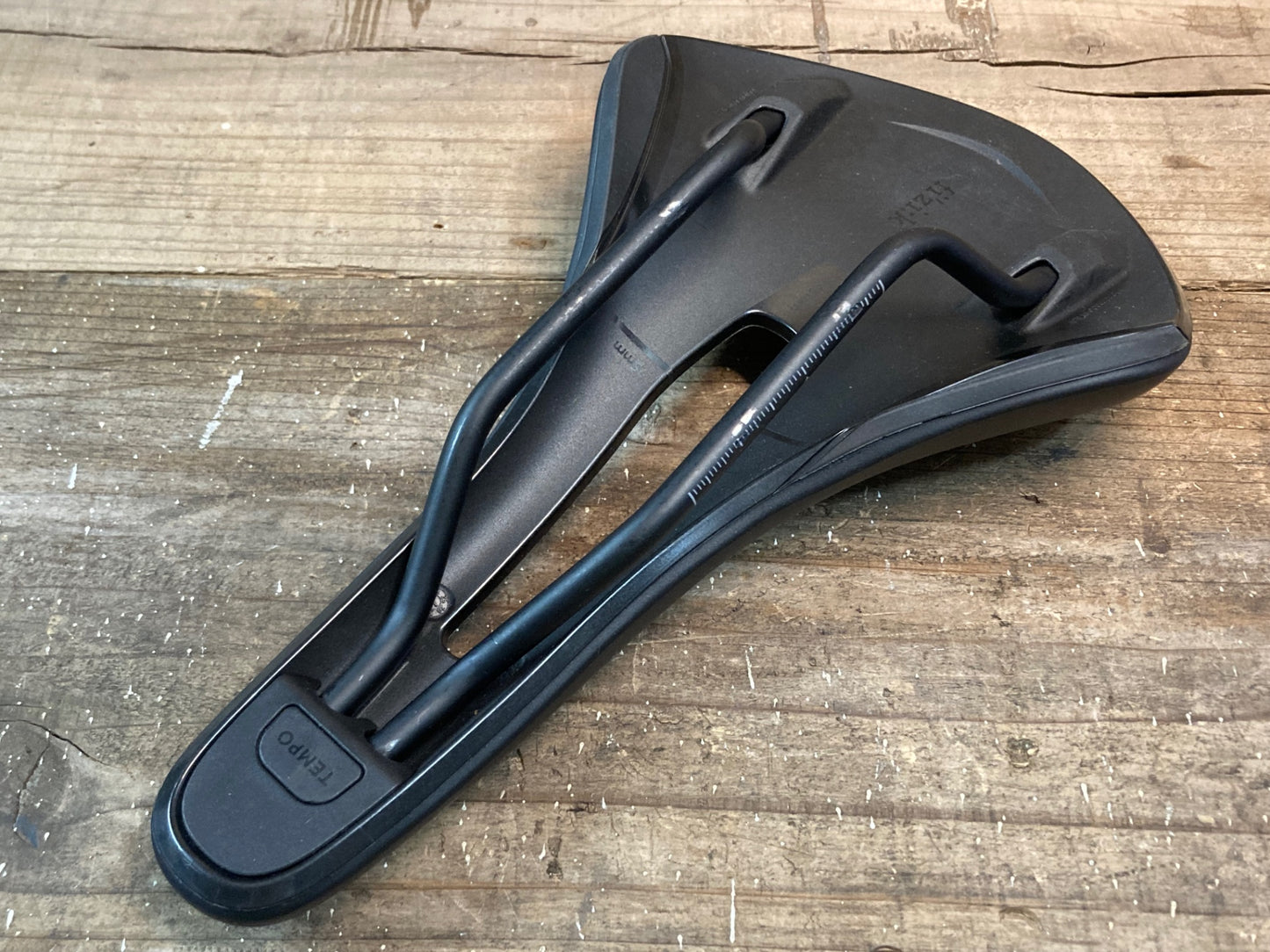 IP145 フィジーク fizik アリアンテ TEMPO ALIANTE R5 サドル 黒 145mm S-Alloyレール