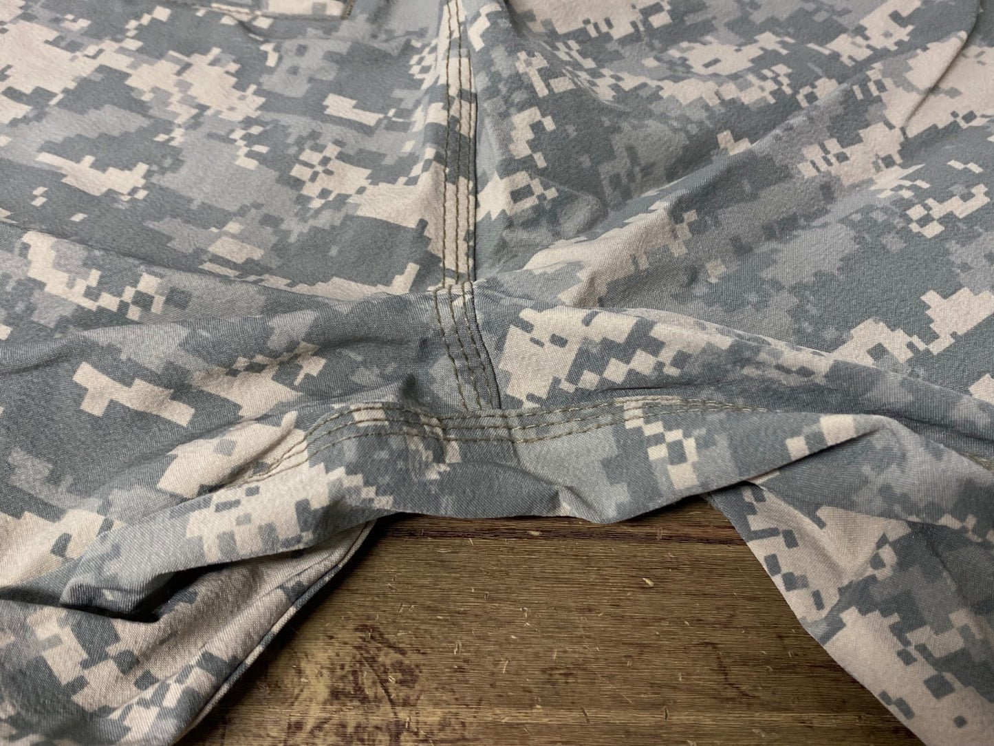 IS032 スワーブ SWRVE BLACK LABEL LIMITED WATER&WIND REPELLANT ハーフパンツ W32 迷彩